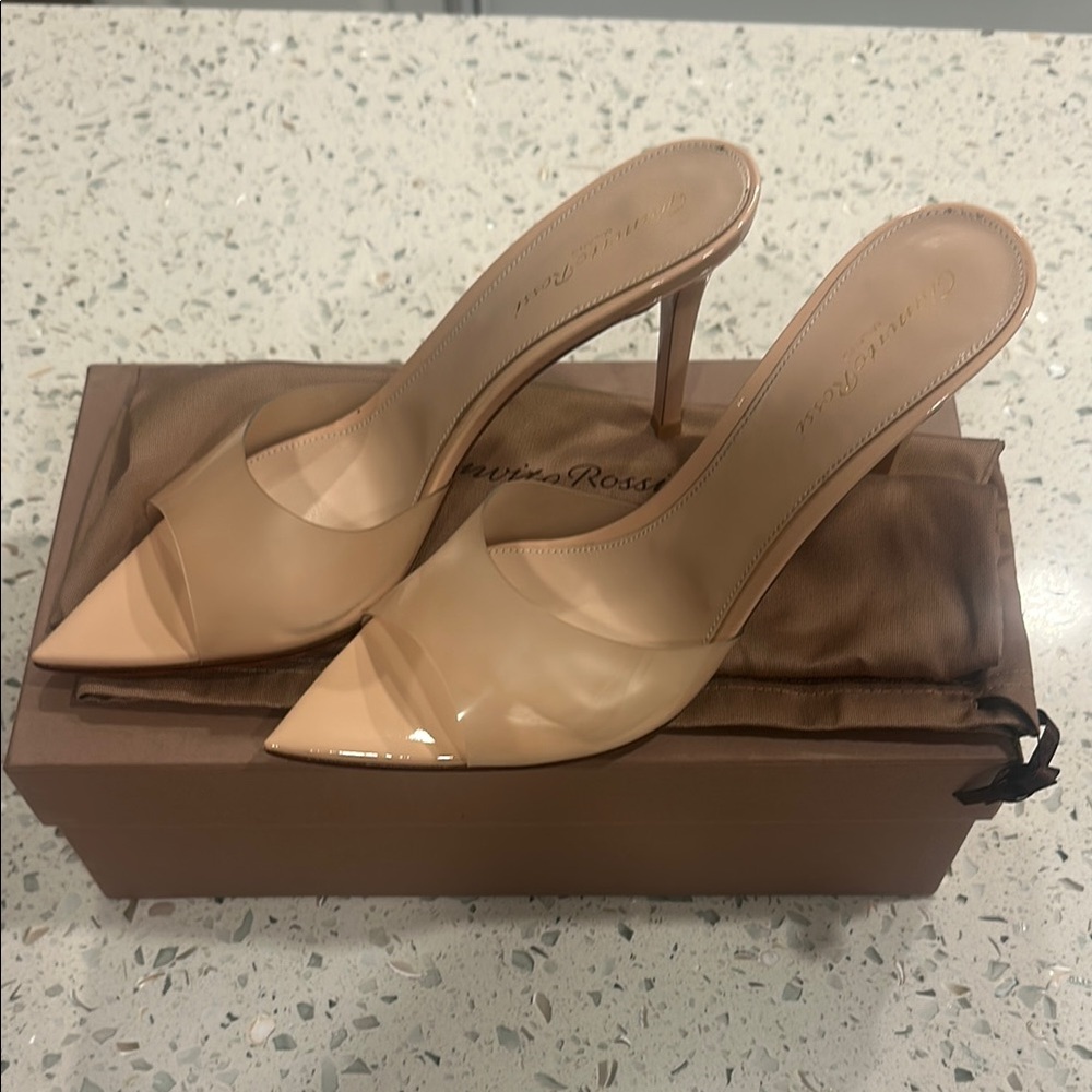 Gianvito Rossi Elle 85 glass nude 39.5